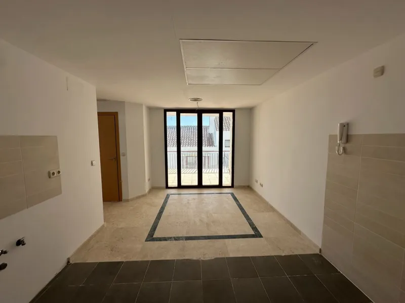 House - Townhouse в продаже в Casares, Málaga. В доме 2 спален и 3 ванных комнат. Площадь дома 205 м²