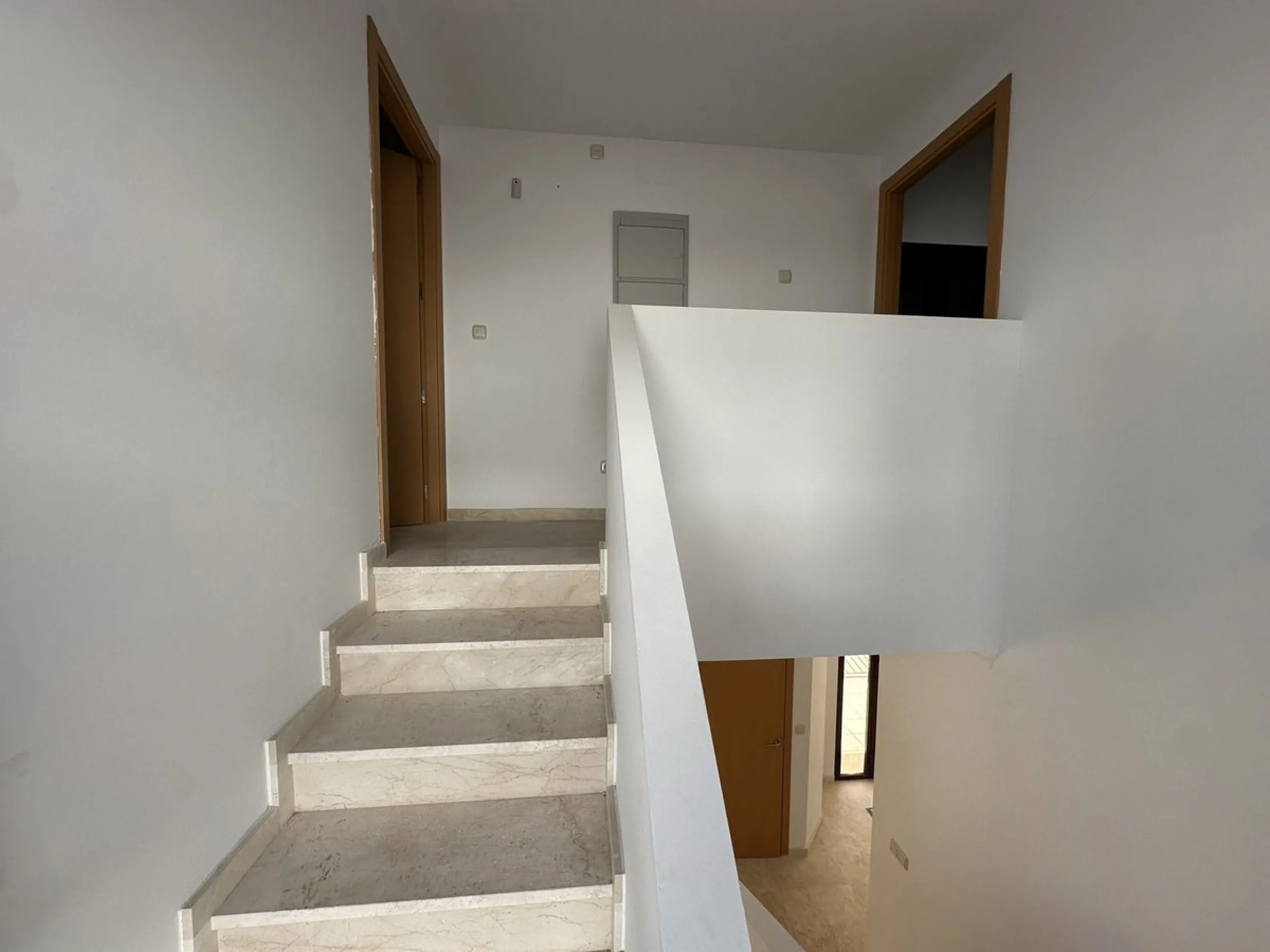 House - Townhouse в продаже в Casares, Málaga. В доме 2 спален и 3 ванных комнат. Площадь дома 205 м²