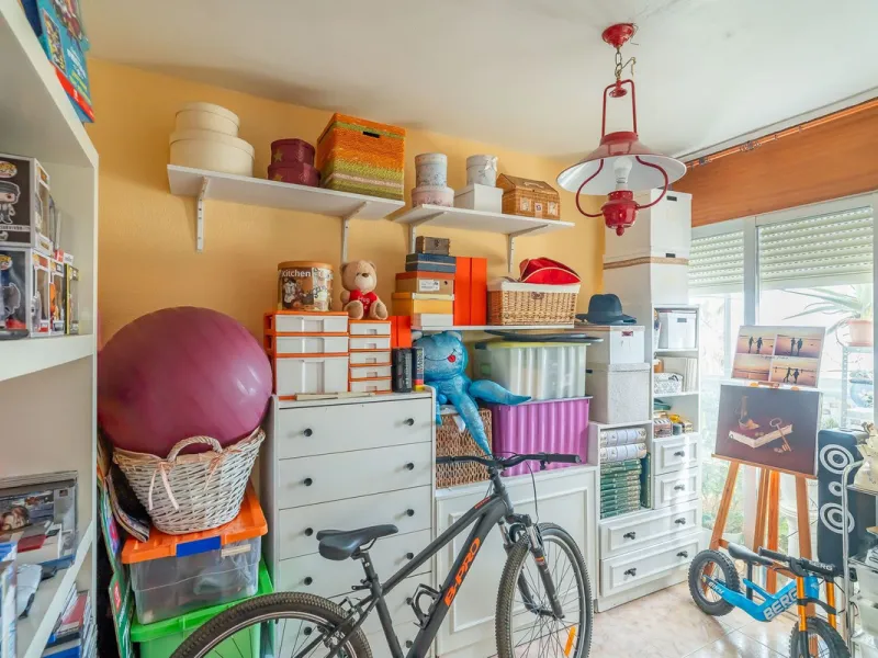 Apartment - Middle Floor Apartment в продаже в Fuengirola, Málaga. В доме 4 спален и 2 ванных комнат. Площадь дома 112 м²