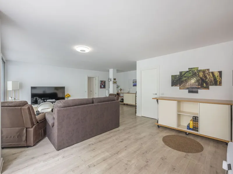 Exclusive detached villa just 500 meters from the sea – The best price on the market