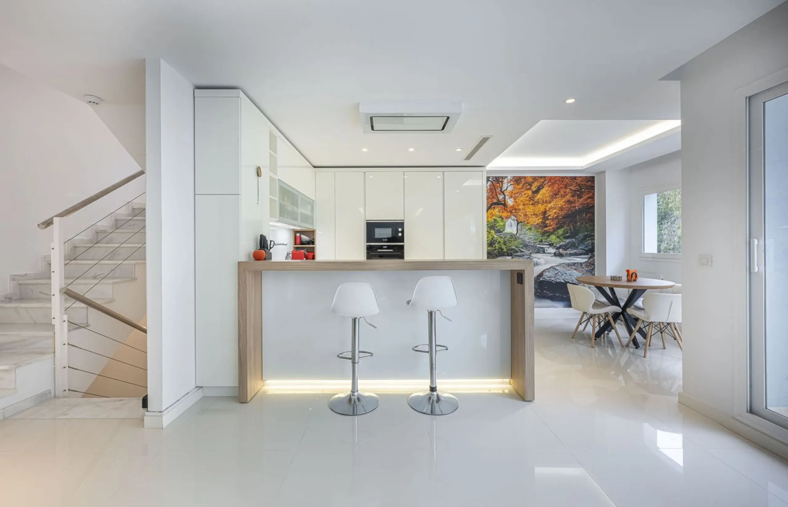 Exclusive detached villa just 500 meters from the sea – The best price on the market