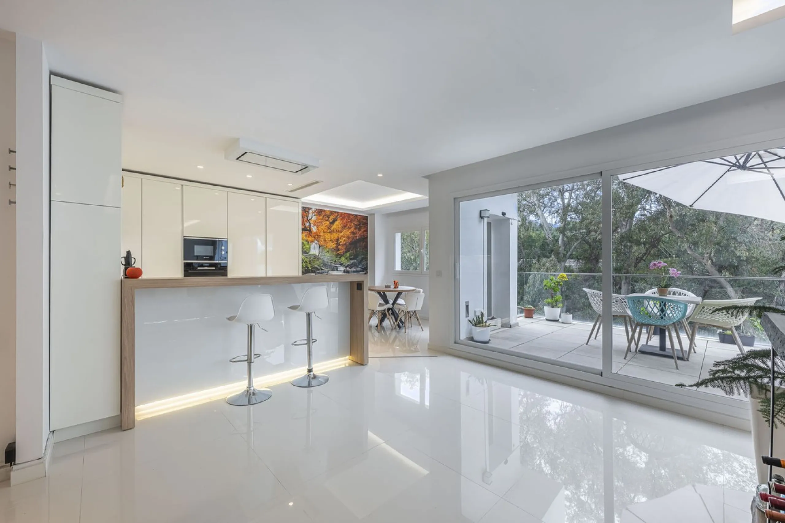 Exclusive detached villa just 500 meters from the sea – The best price on the market