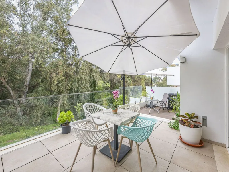 Exclusive detached villa just 500 meters from the sea – The best price on the market