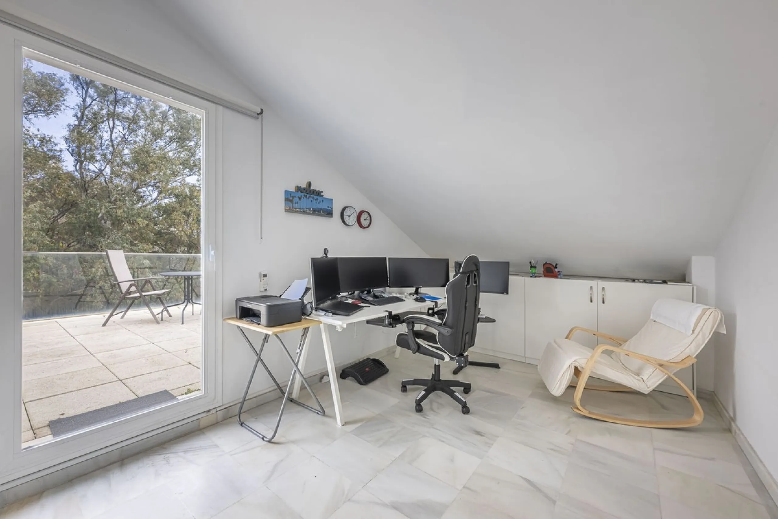 Exclusive detached villa just 500 meters from the sea – The best price on the market