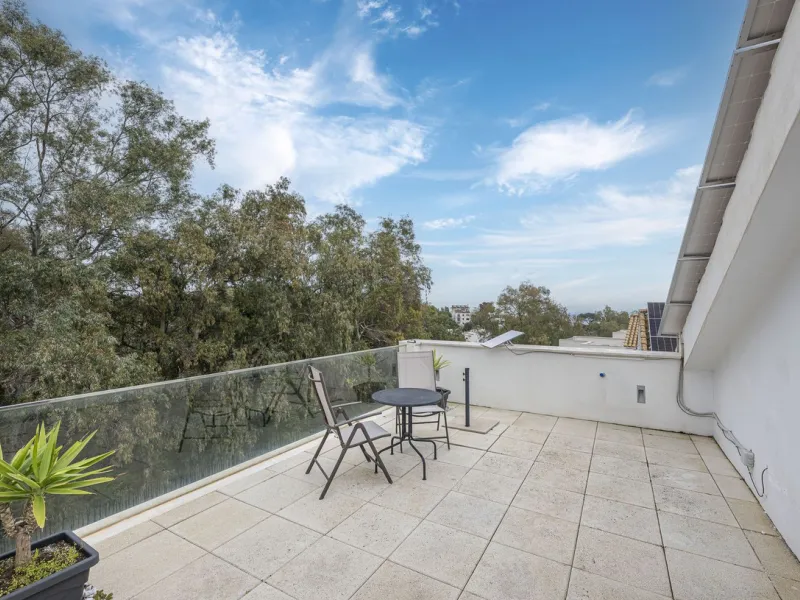 Exclusive detached villa just 500 meters from the sea – The best price on the market