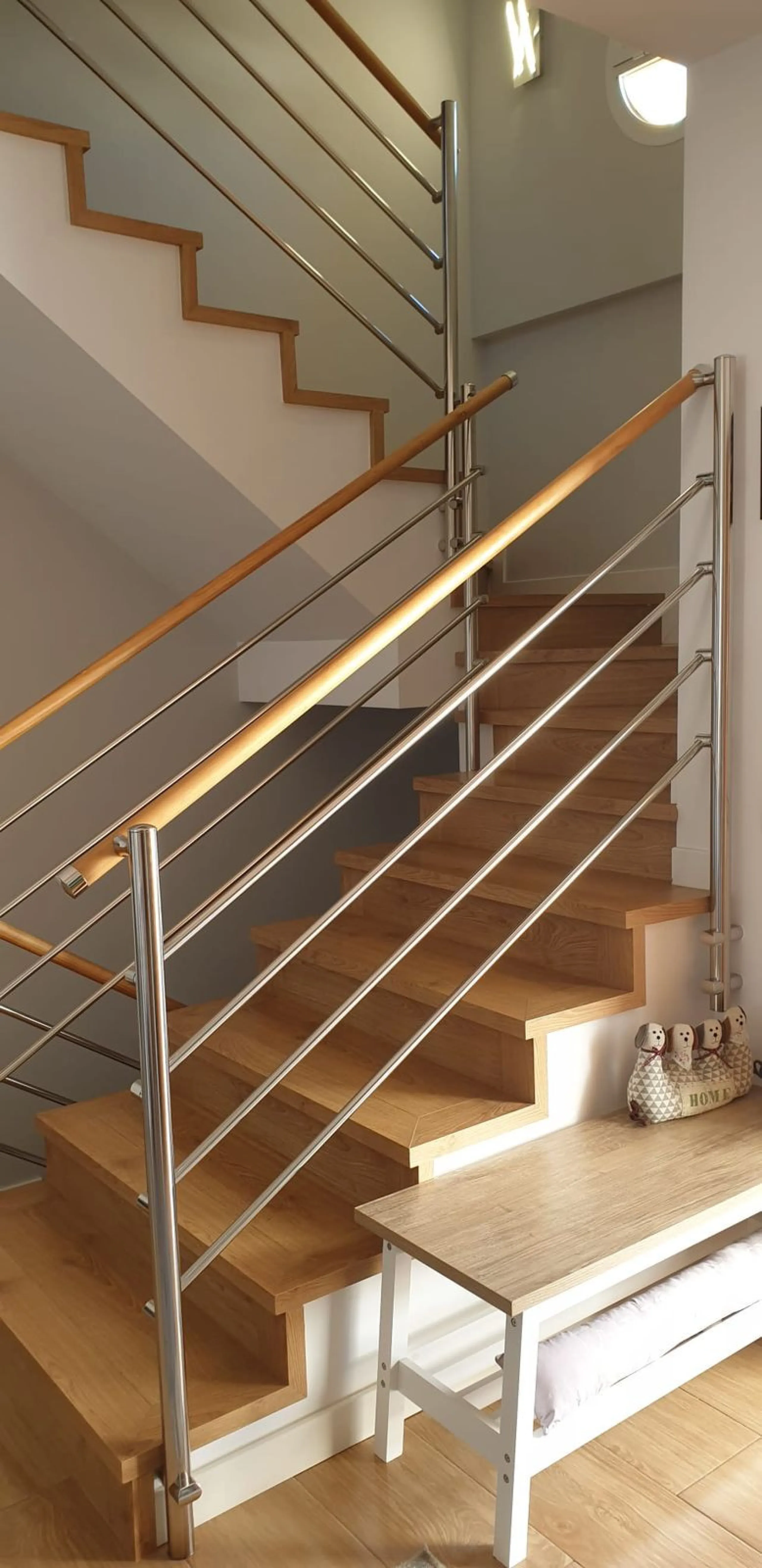 Spectacular Designer Semi-Detached House: Space, Efficiency, and Total Connectivity