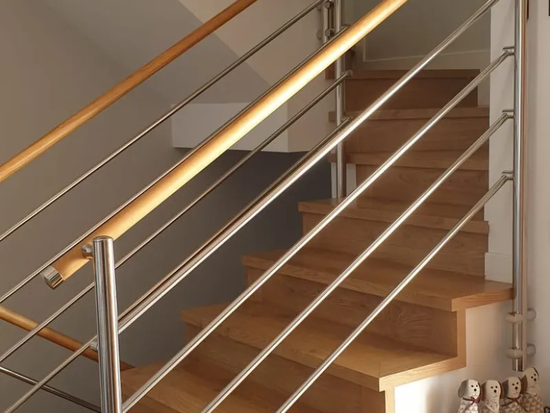 Spectacular Designer Semi-Detached House: Space, Efficiency, and Total Connectivity