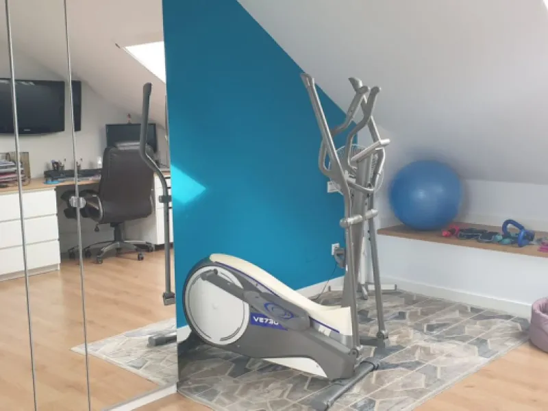 Spectacular Designer Semi-Detached House: Space, Efficiency, and Total Connectivity