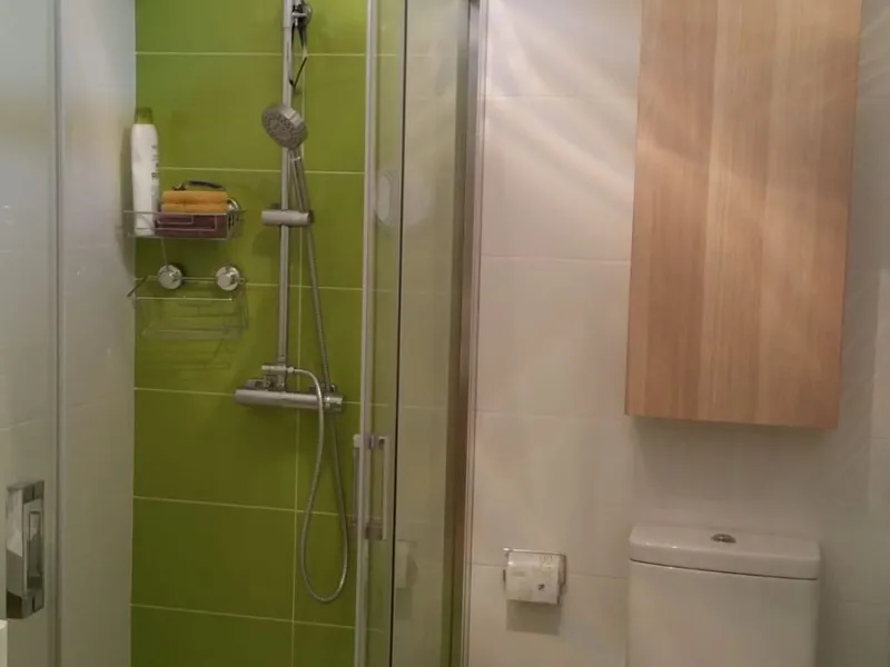 Spectacular Designer Semi-Detached House: Space, Efficiency, and Total Connectivity