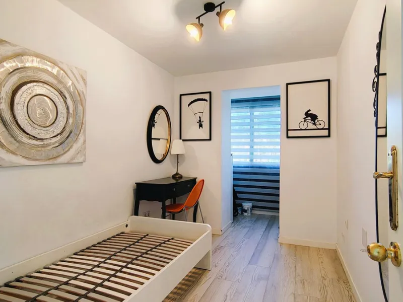 Apartment - Middle Floor Apartment в продаже в Marbella, Málaga. В доме 4 спален и 3 ванных комнат. Площадь дома 101 м²