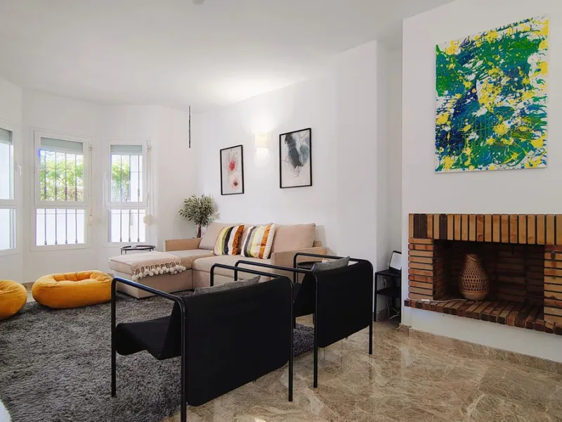 Spacious South-Facing Ground Floor in Nueva Andalucía: High Yield Potential & Prime Location