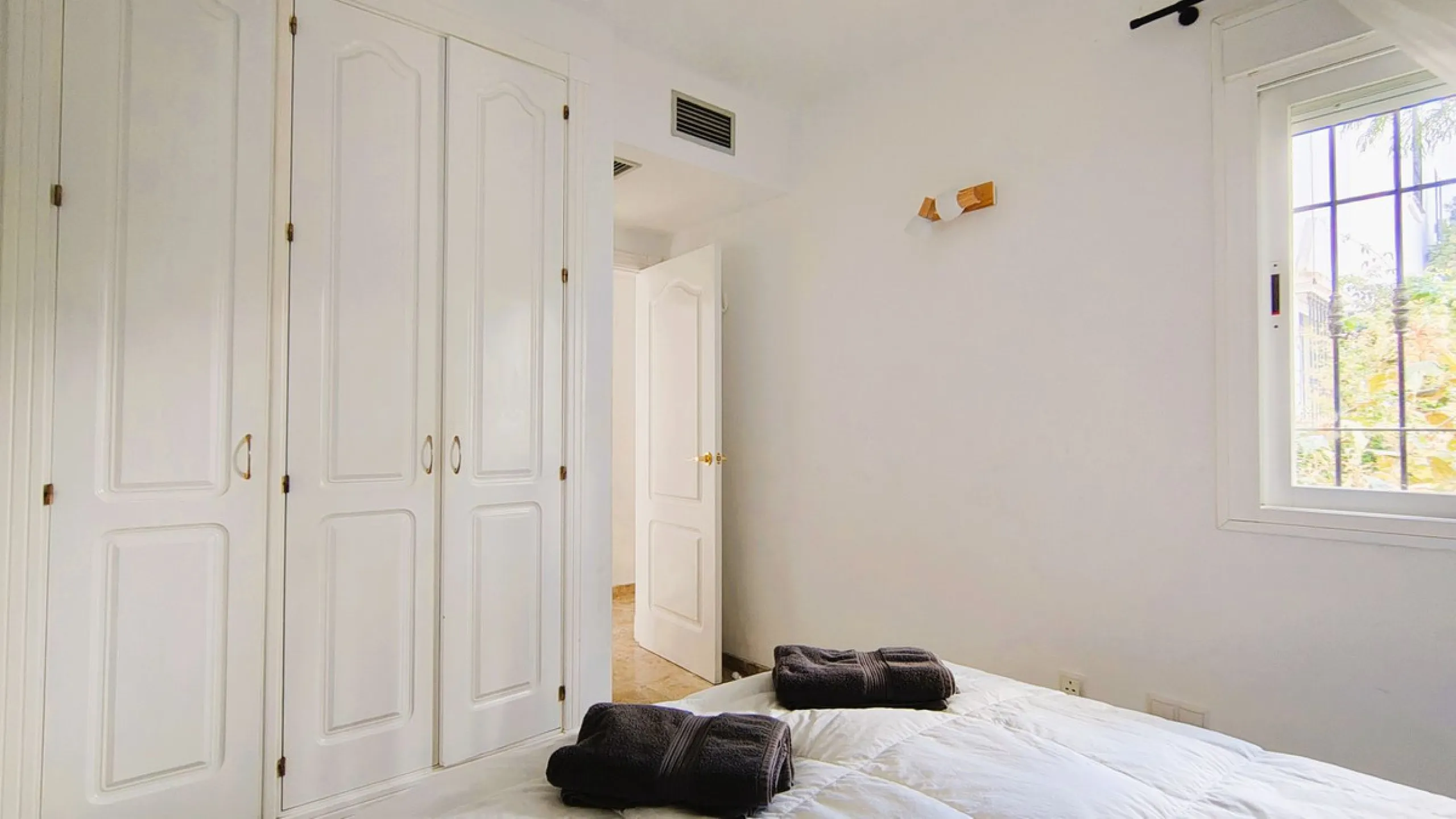 Spacious South-Facing Ground Floor in Nueva Andalucía: High Yield Potential & Prime Location
