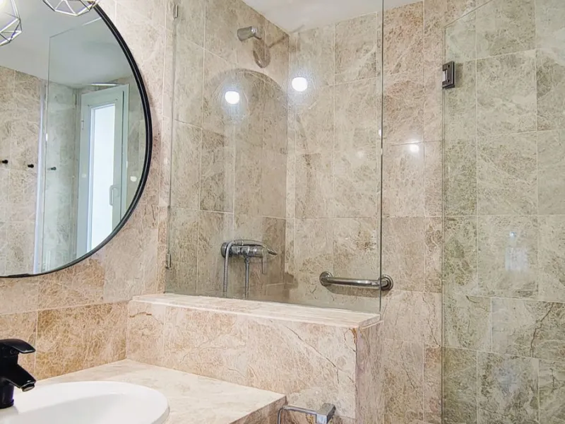 Spacious South-Facing Ground Floor in Nueva Andalucía: High Yield Potential & Prime Location