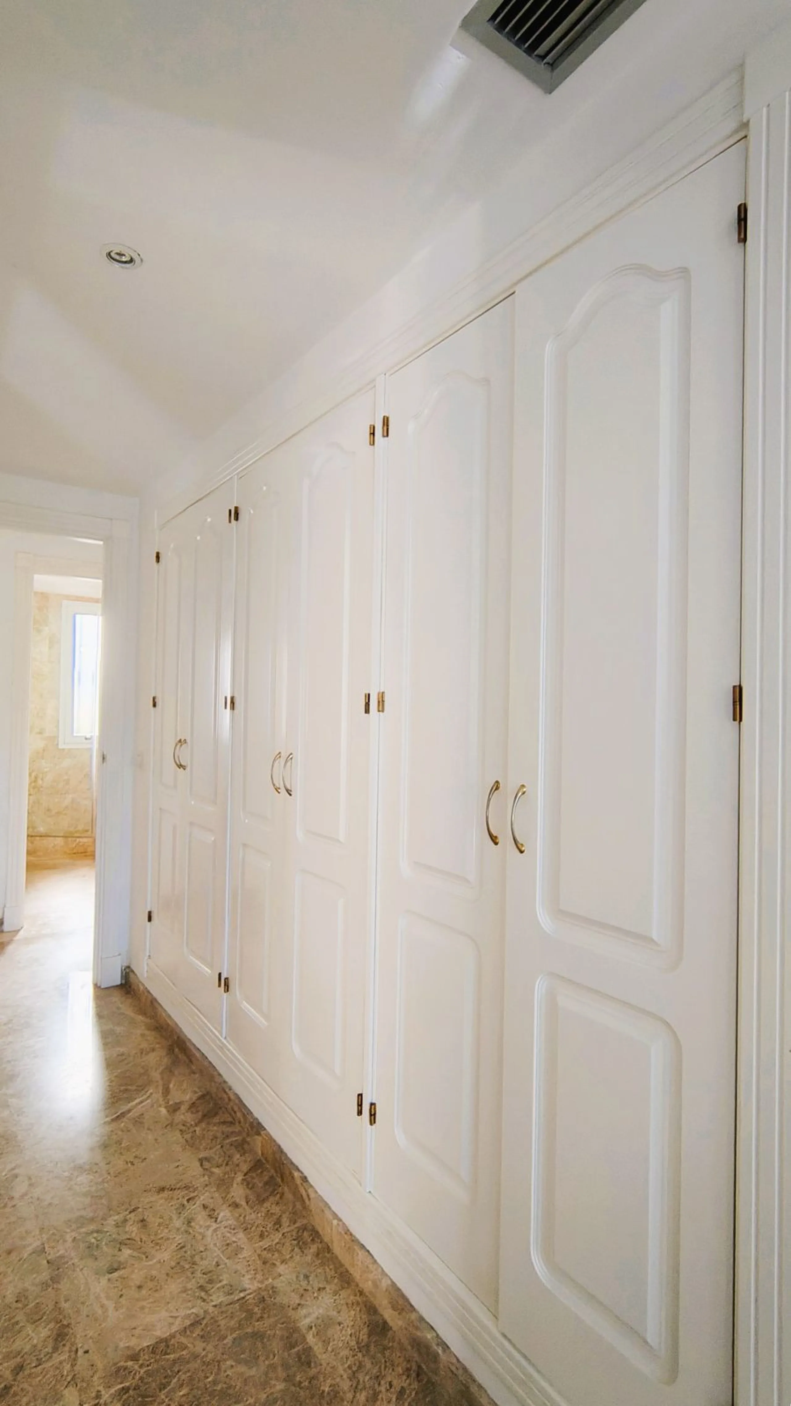 Spacious South-Facing Ground Floor in Nueva Andalucía: High Yield Potential & Prime Location