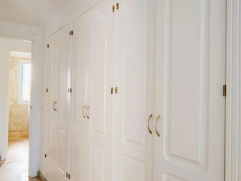 Spacious South-Facing Ground Floor in Nueva Andalucía: High Yield Potential & Prime Location