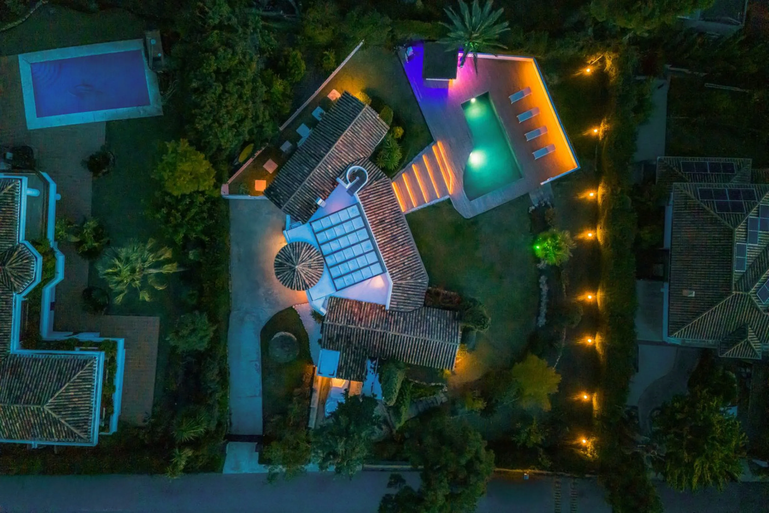 *Drone video and walkthrough video available. Urbanisation Hacienda Las Chapas.