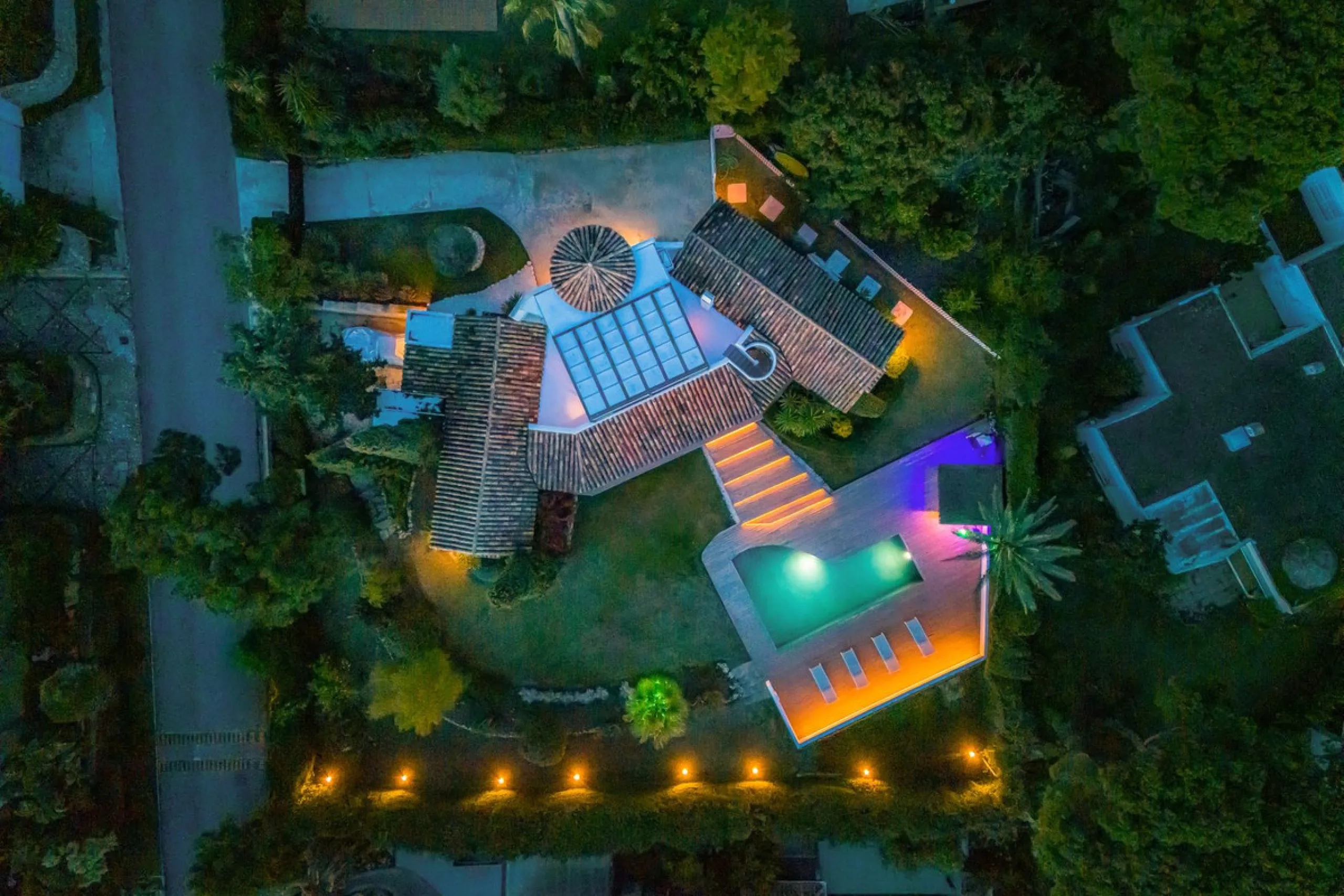 *Drone video and walkthrough video available. Urbanisation Hacienda Las Chapas.