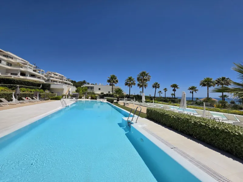 This beautiful house is located in an enviable beachfront position within the prestigious Velaya development on the New Golden Mile, offering breathtaking sea views and direct access to the beach.