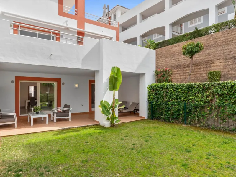 FOR SALE – 2 Bedroom Apartment with Tourist Licence | Cortijo del Mar Resort, El Paraíso | Costa del Sol