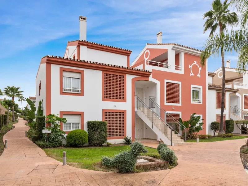FOR SALE – 2 Bedroom Apartment with Tourist Licence | Cortijo del Mar Resort, El Paraíso | Costa del Sol