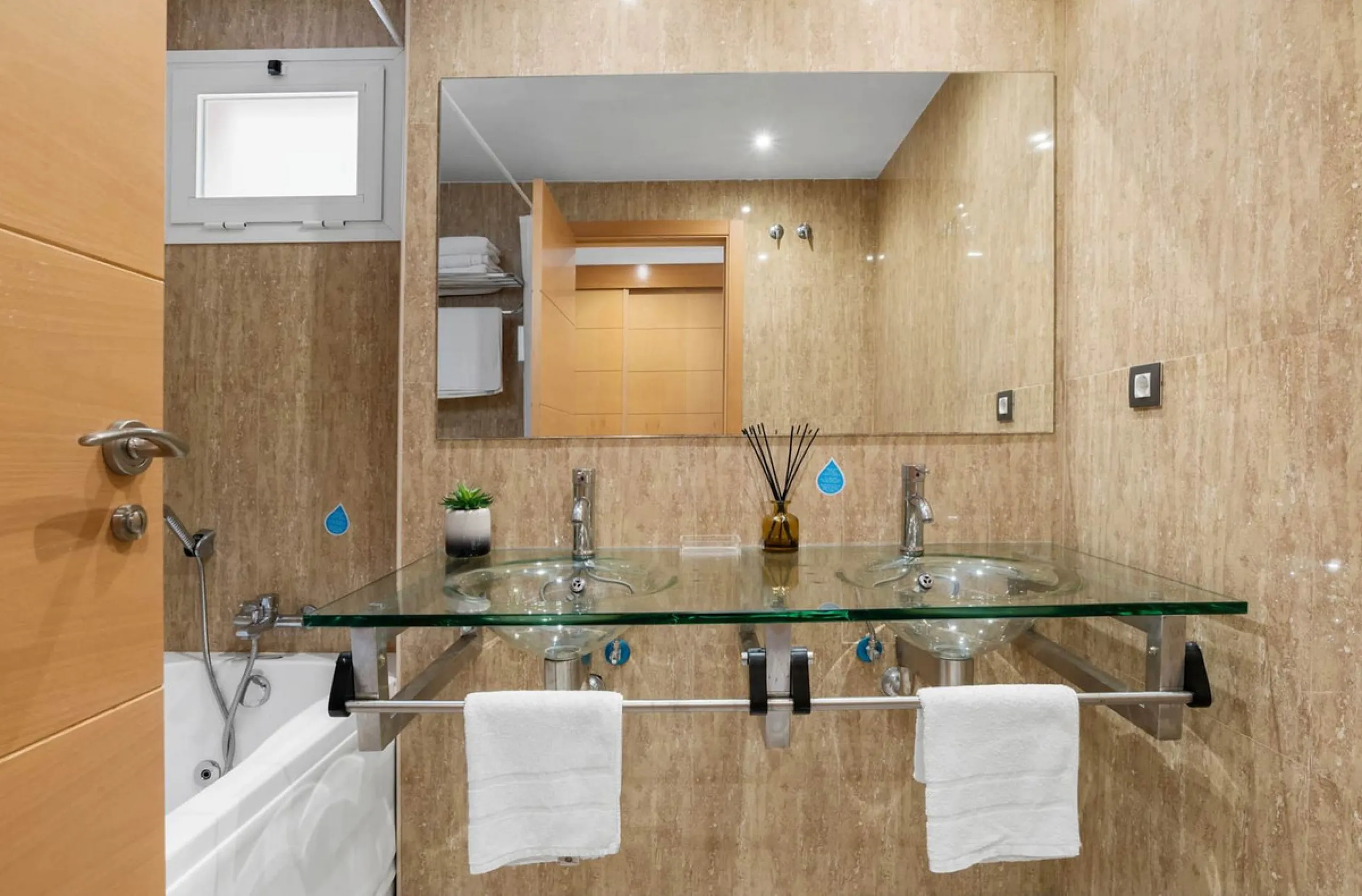 FOR SALE – 2 Bedroom Apartment with Tourist Licence | Cortijo del Mar Resort, El Paraíso | Costa del Sol