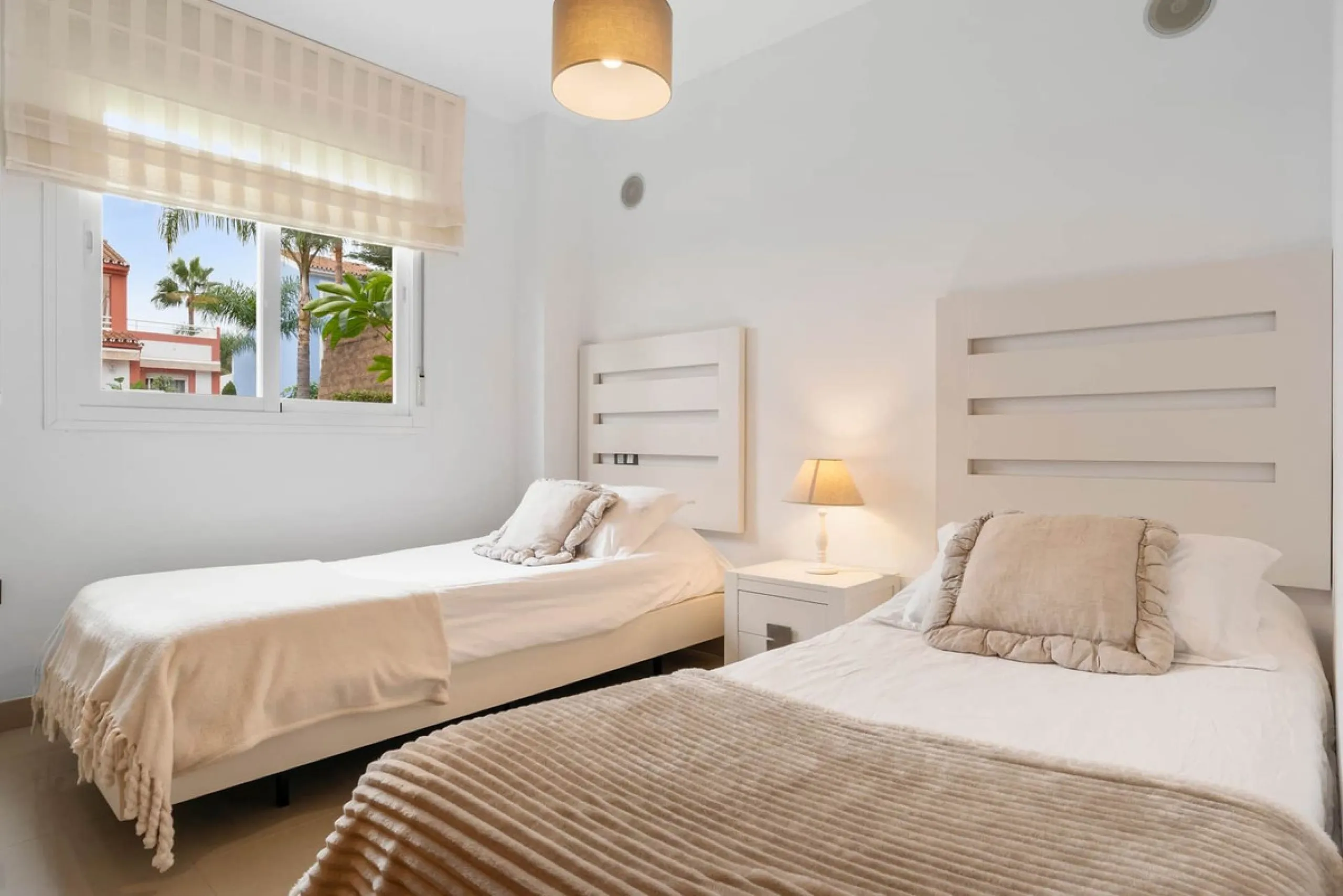 FOR SALE – 2 Bedroom Apartment with Tourist Licence | Cortijo del Mar Resort, El Paraíso | Costa del Sol