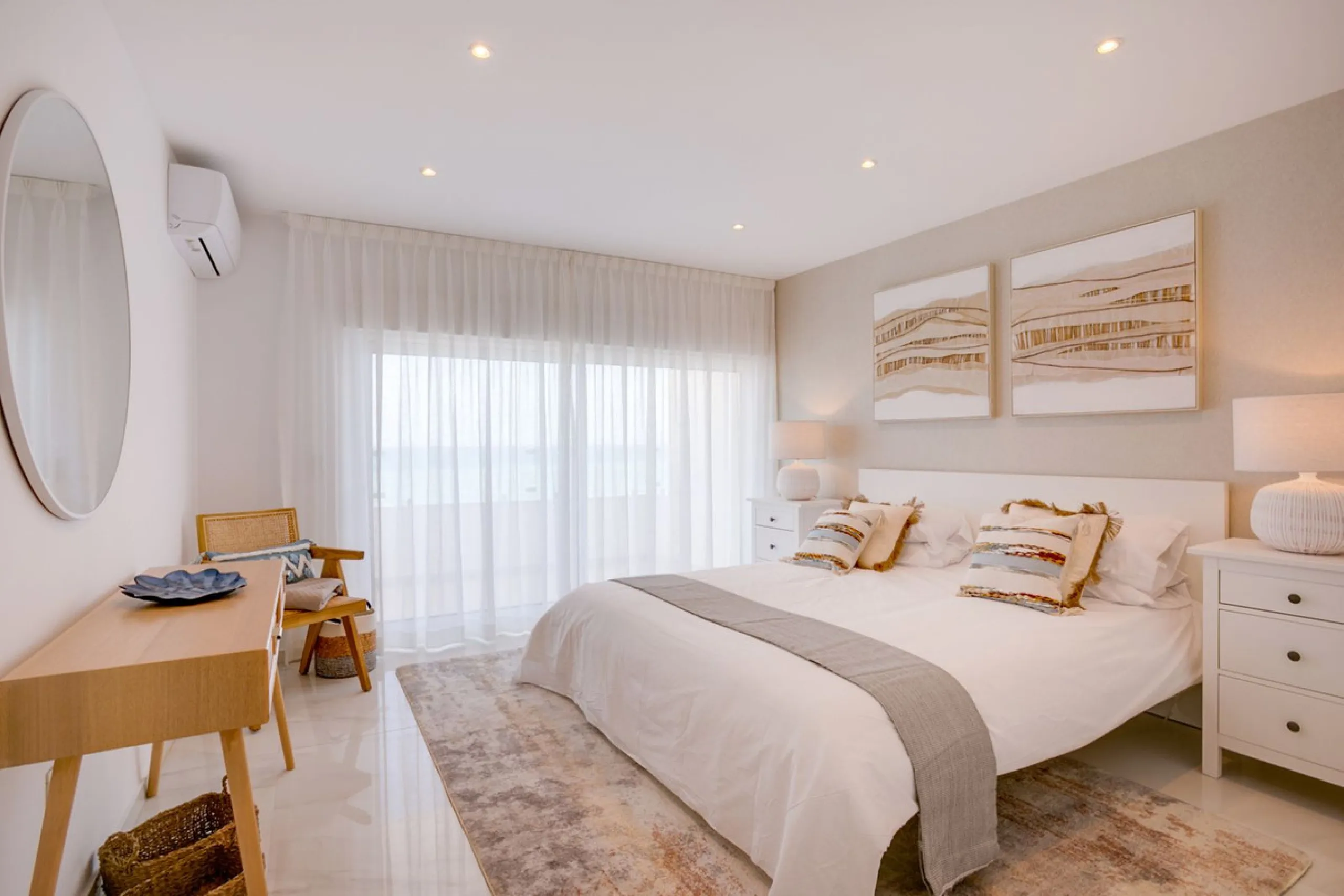 A beautifully renovated beachfront villa with perfect sea views. The house has been tastefully modernised to offer a large open plan living room with fully fitted modern kitchen, on the lower level is also one of the 3 bedrooms with bathroom.