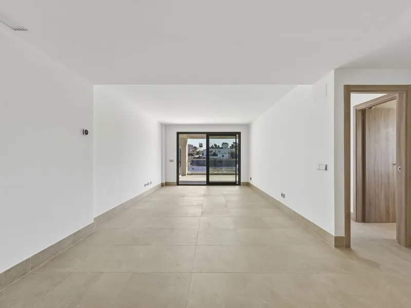 Modern 3-Bedroom Corner Apartment with West Orientation in Casares Beach