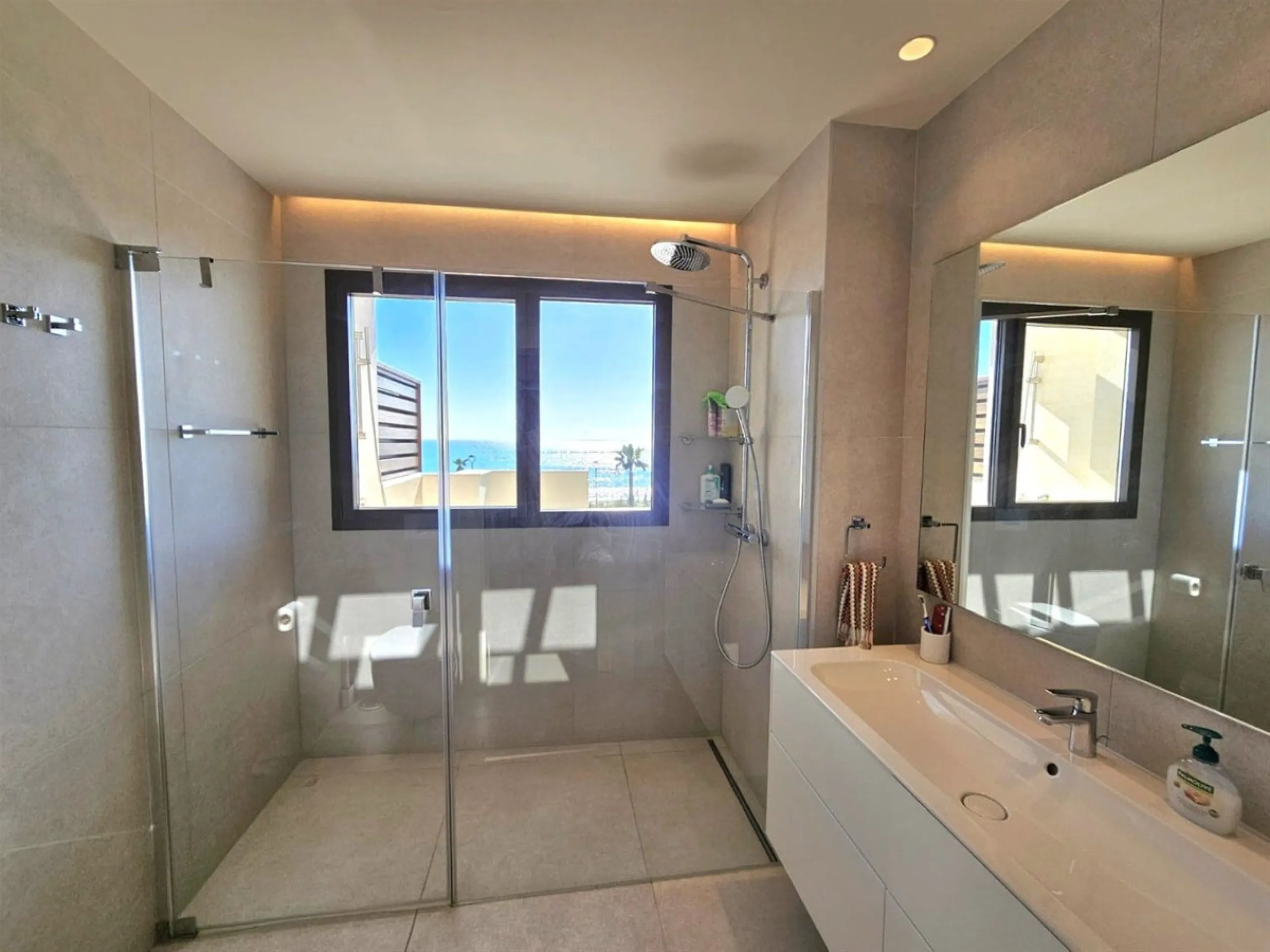 This beautiful house is located in an enviable beachfront position within the prestigious Velaya development on the New Golden Mile, offering breathtaking sea views and direct access to the beach.