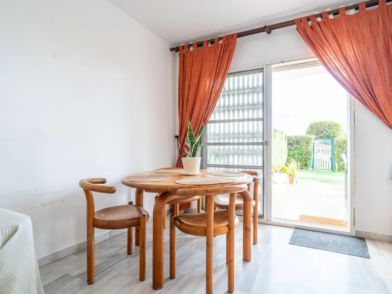 Exclusive ground-floor apartment with private garden and direct beach access – El Faro de Mijas