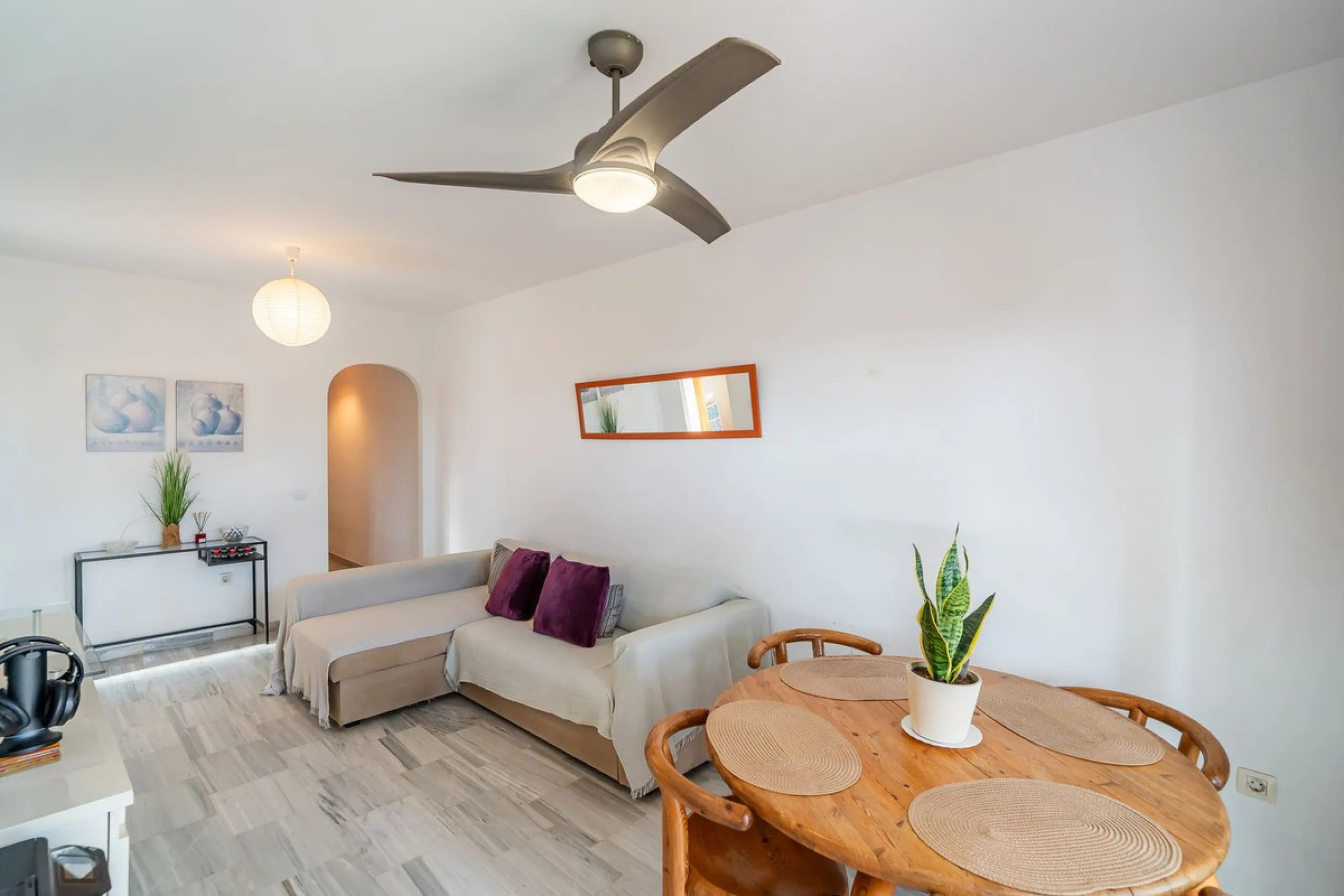 Exclusive ground-floor apartment with private garden and direct beach access – El Faro de Mijas