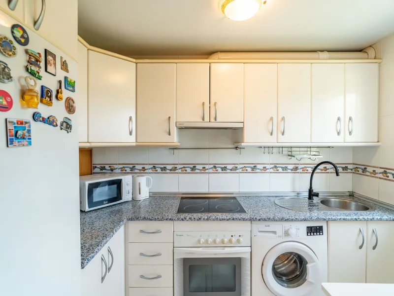 Exclusive ground-floor apartment with private garden and direct beach access – El Faro de Mijas