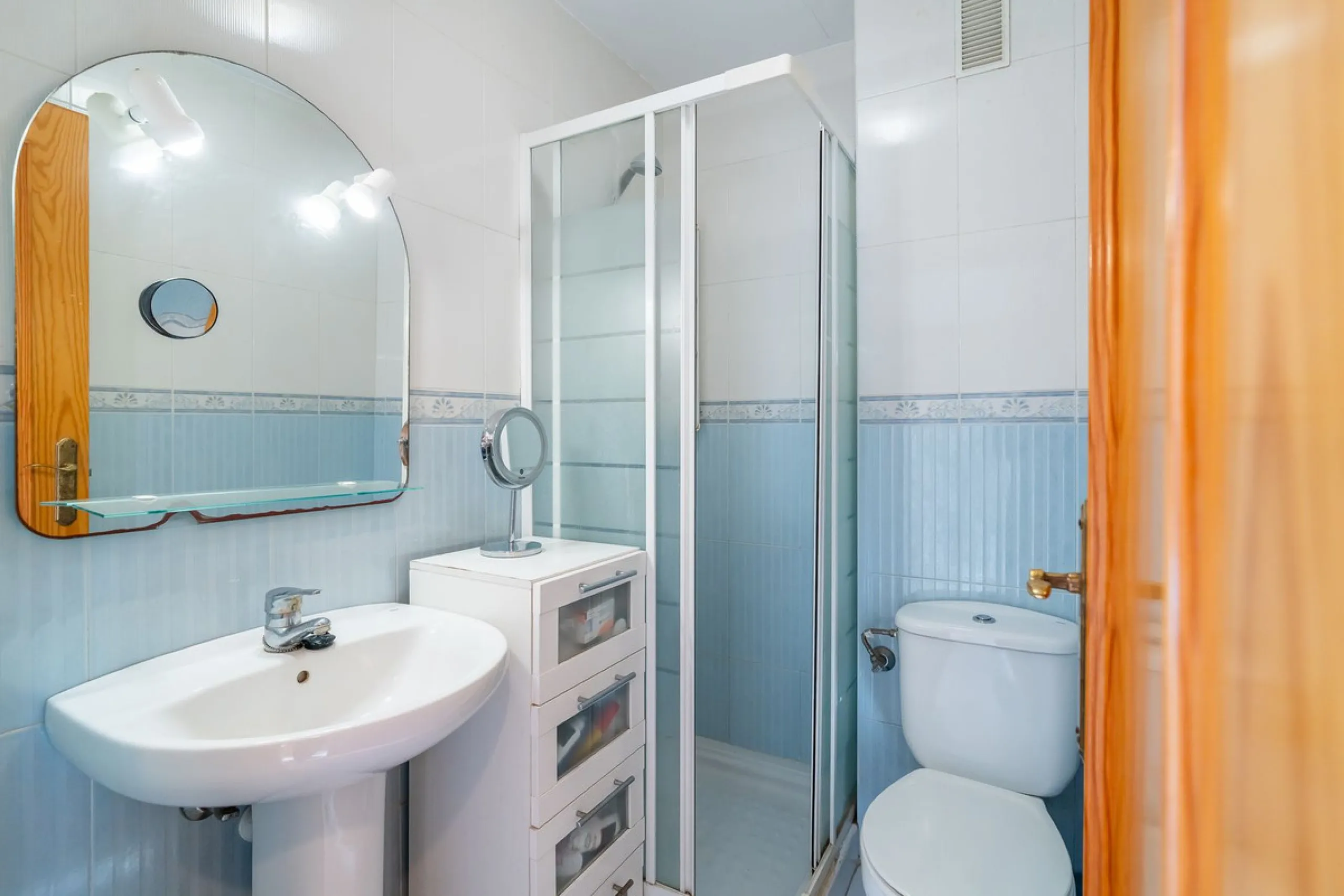Exclusive ground-floor apartment with private garden and direct beach access – El Faro de Mijas