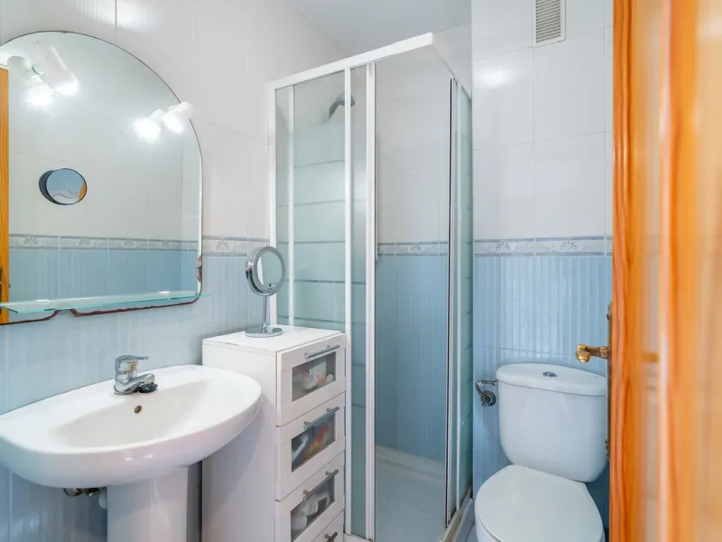 Exclusive ground-floor apartment with private garden and direct beach access – El Faro de Mijas