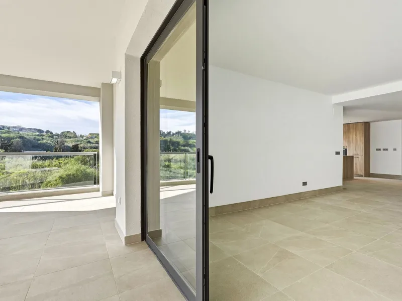 Modern 3-Bedroom Corner Apartment with West Orientation in Casares Beach