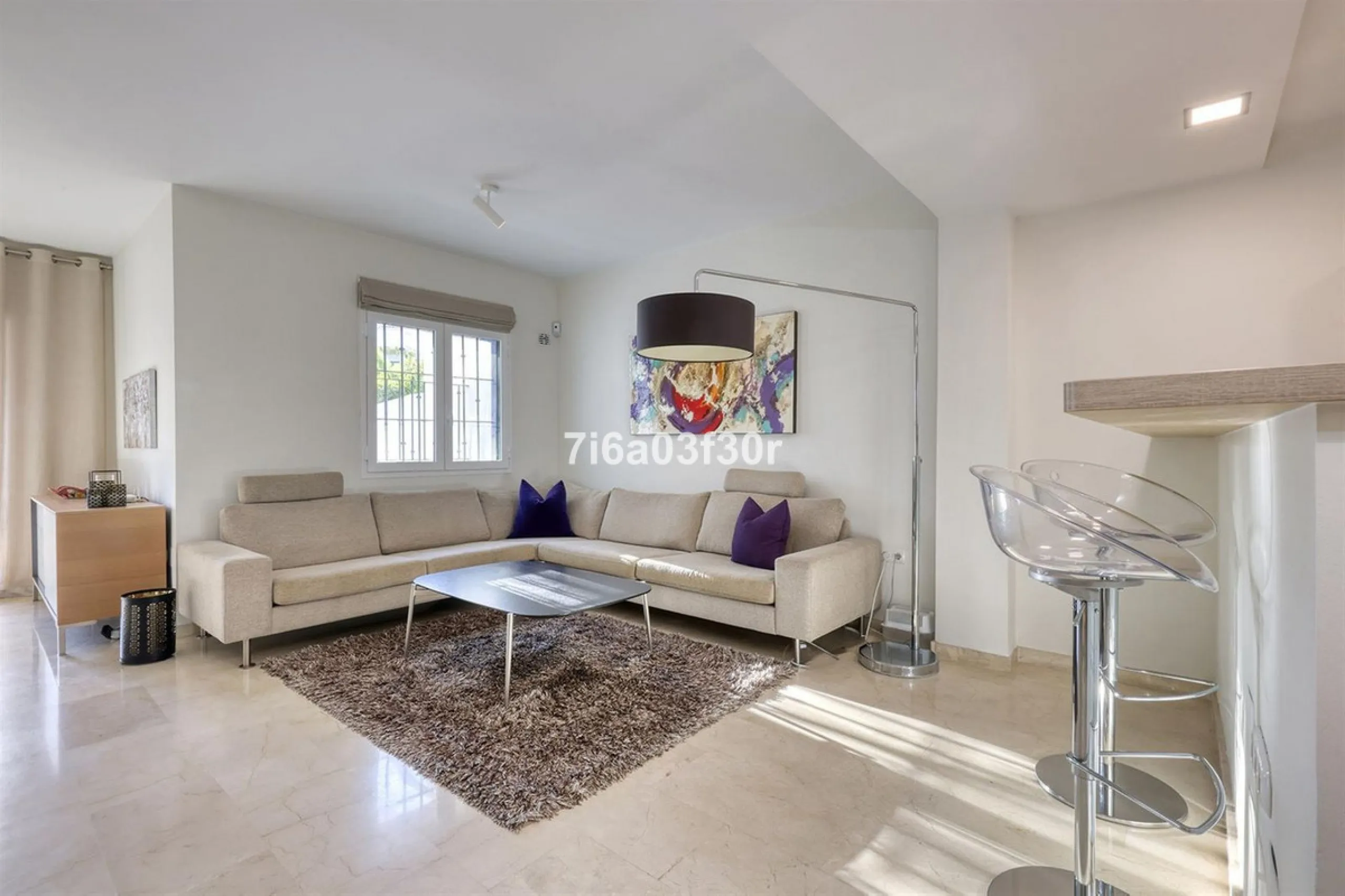 House - Townhouse в продаже в Marbella, Málaga. В доме 4 спален и 3 ванных комнат. Площадь дома 361 м²