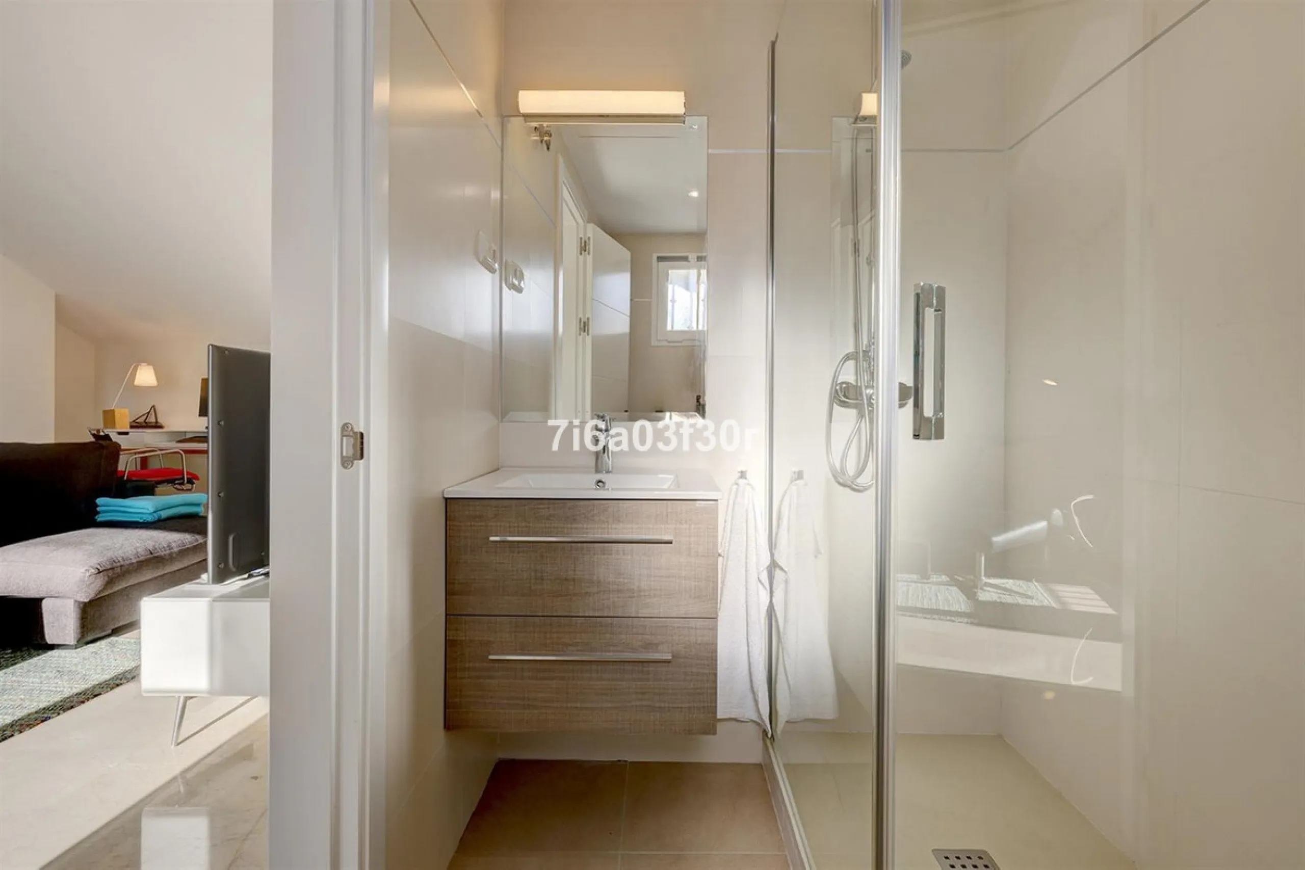 House - Townhouse в продаже в Marbella, Málaga. В доме 4 спален и 3 ванных комнат. Площадь дома 361 м²