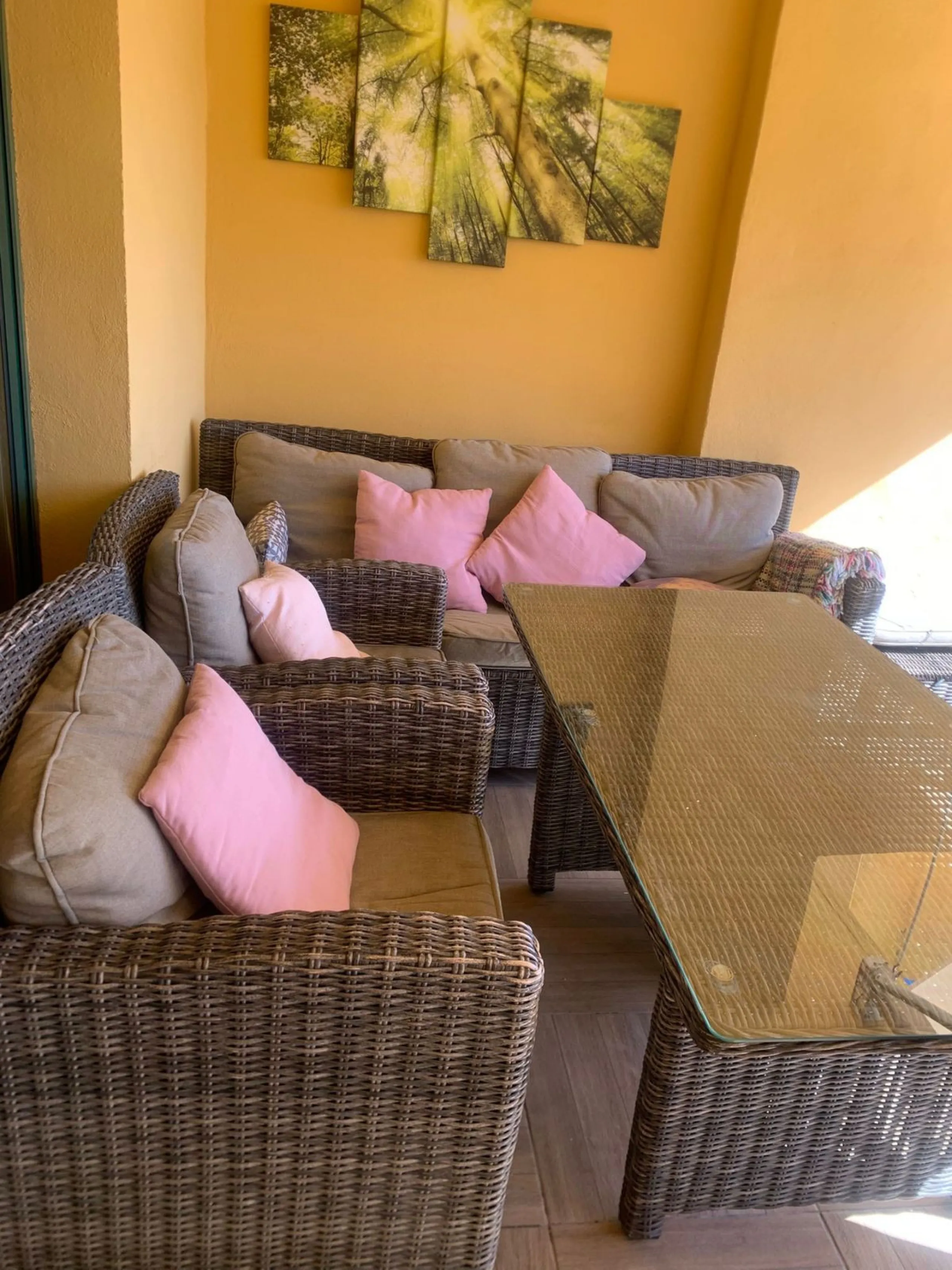 The property is located beachside San Pedro de Alcantara and set within one of the most sought-after areas of the Costa Del Sol. New to the market, we are offering this spacious 2 bedroom apartment for sale which sits on the third floor of the well secure