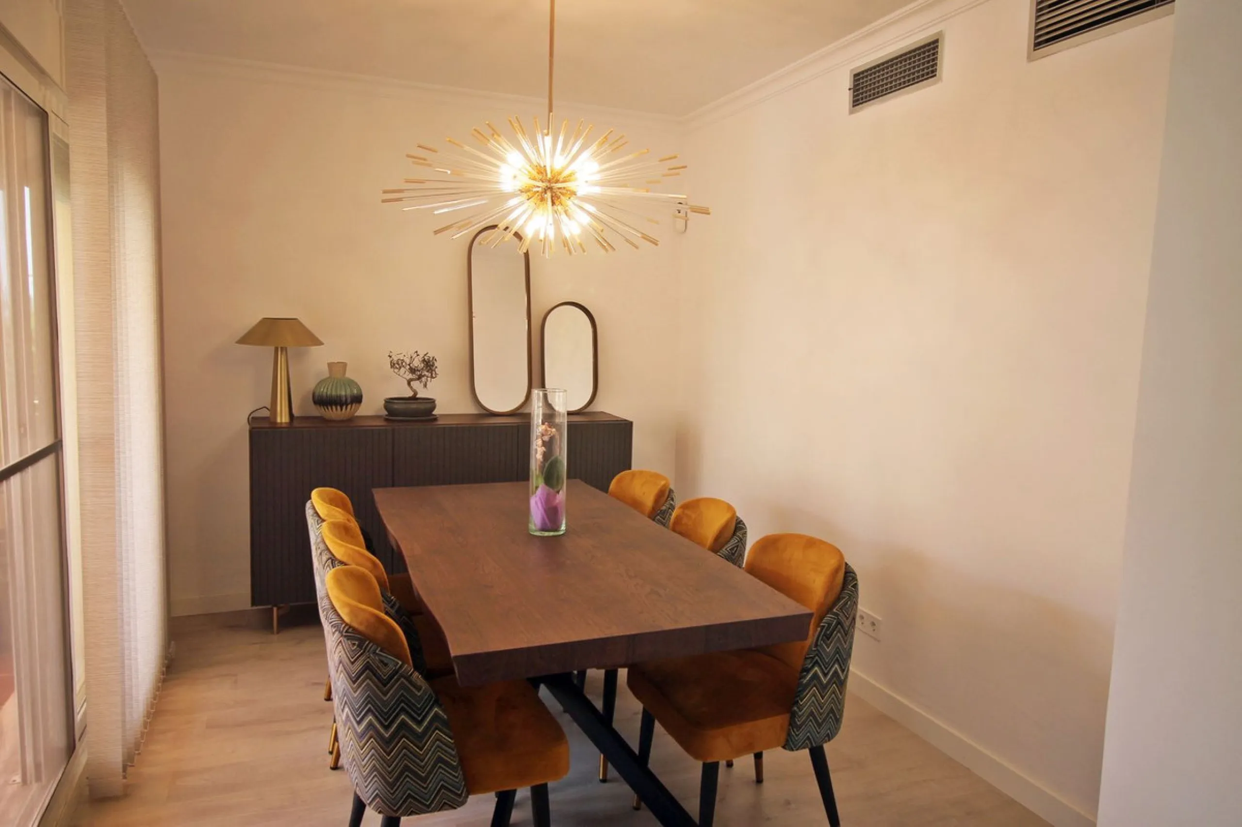 Apartment - Penthouse в продаже в Benalmadena, Málaga. В доме 3 спален и 2 ванных комнат. Площадь дома 115 м²
