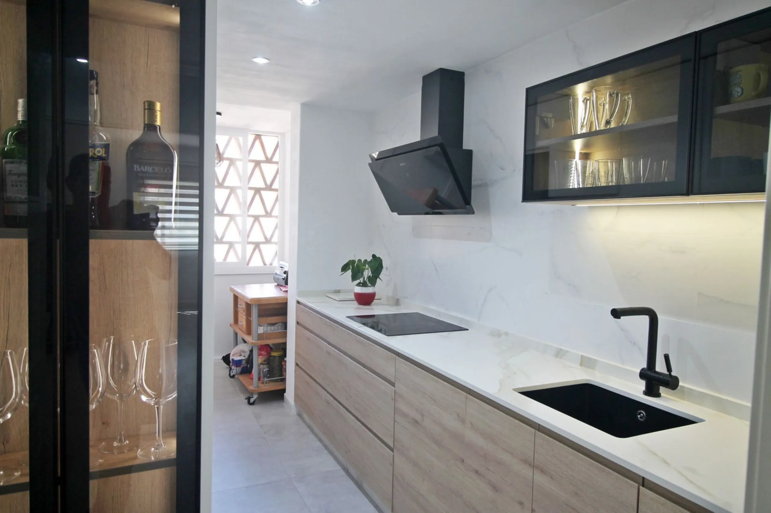 Apartment - Penthouse в продаже в Benalmadena, Málaga. В доме 3 спален и 2 ванных комнат. Площадь дома 115 м²