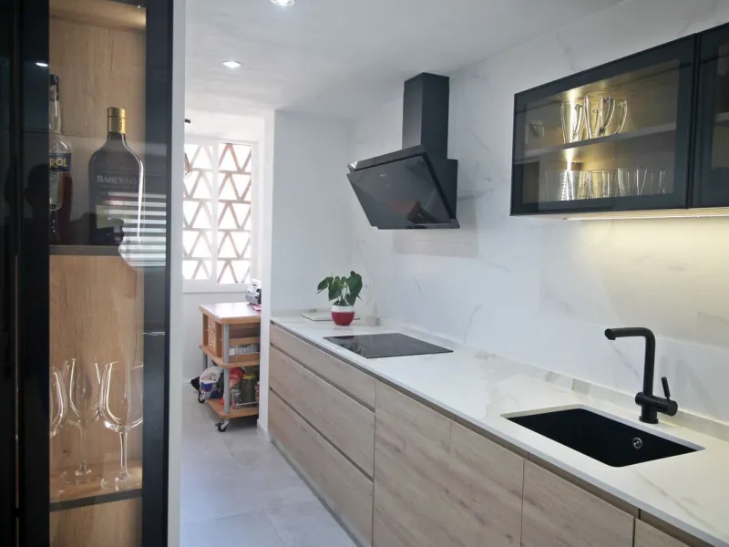 Apartment - Penthouse в продаже в Benalmadena, Málaga. В доме 3 спален и 2 ванных комнат. Площадь дома 115 м²