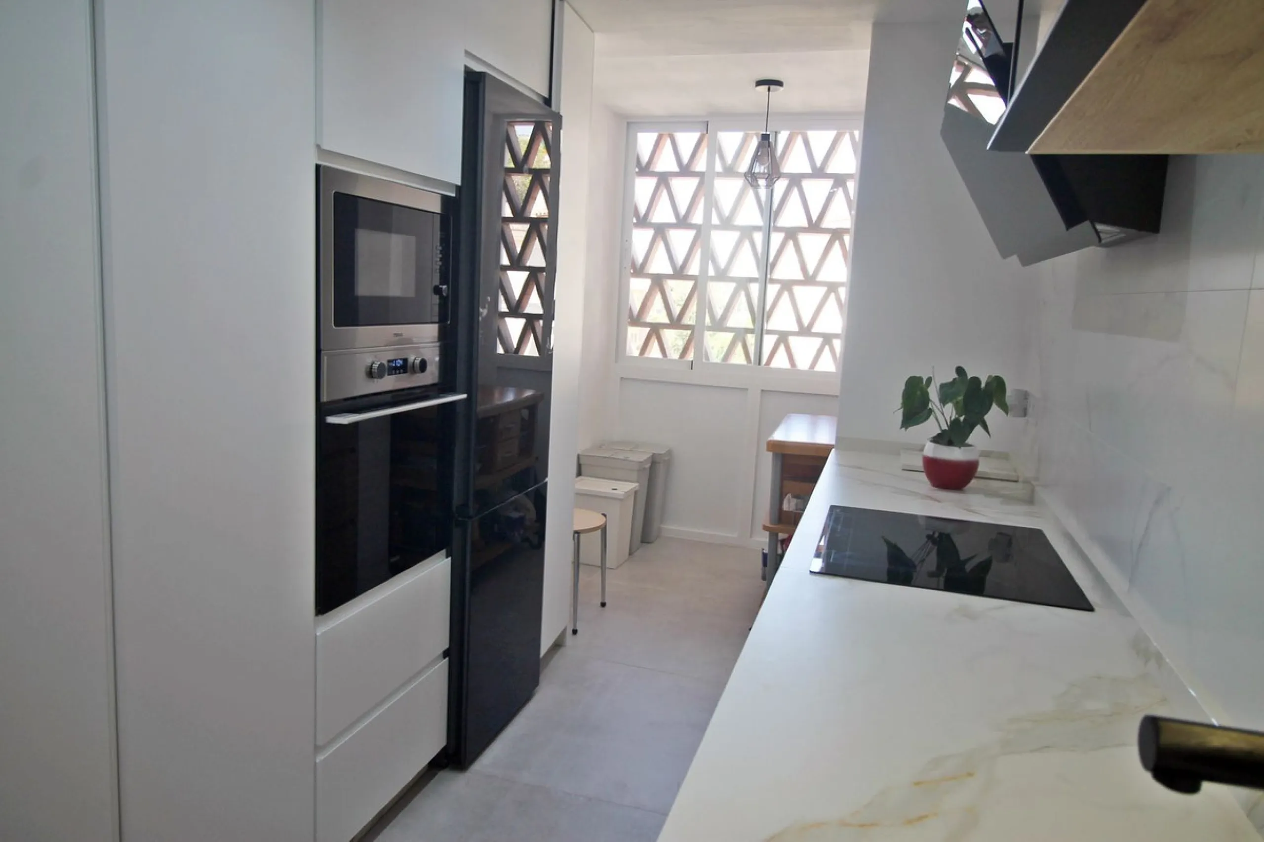 Apartment - Penthouse в продаже в Benalmadena, Málaga. В доме 3 спален и 2 ванных комнат. Площадь дома 115 м²