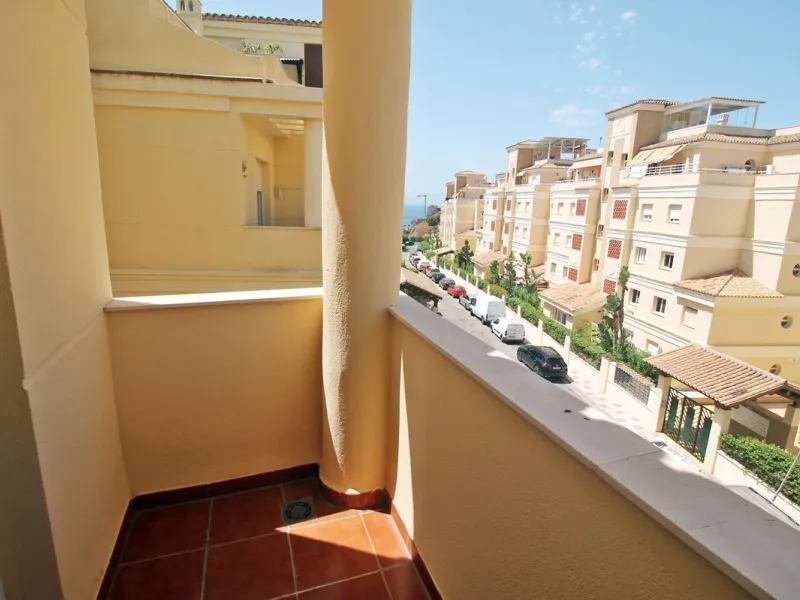 Apartment - Penthouse в продаже в Benalmadena, Málaga. В доме 3 спален и 2 ванных комнат. Площадь дома 115 м²