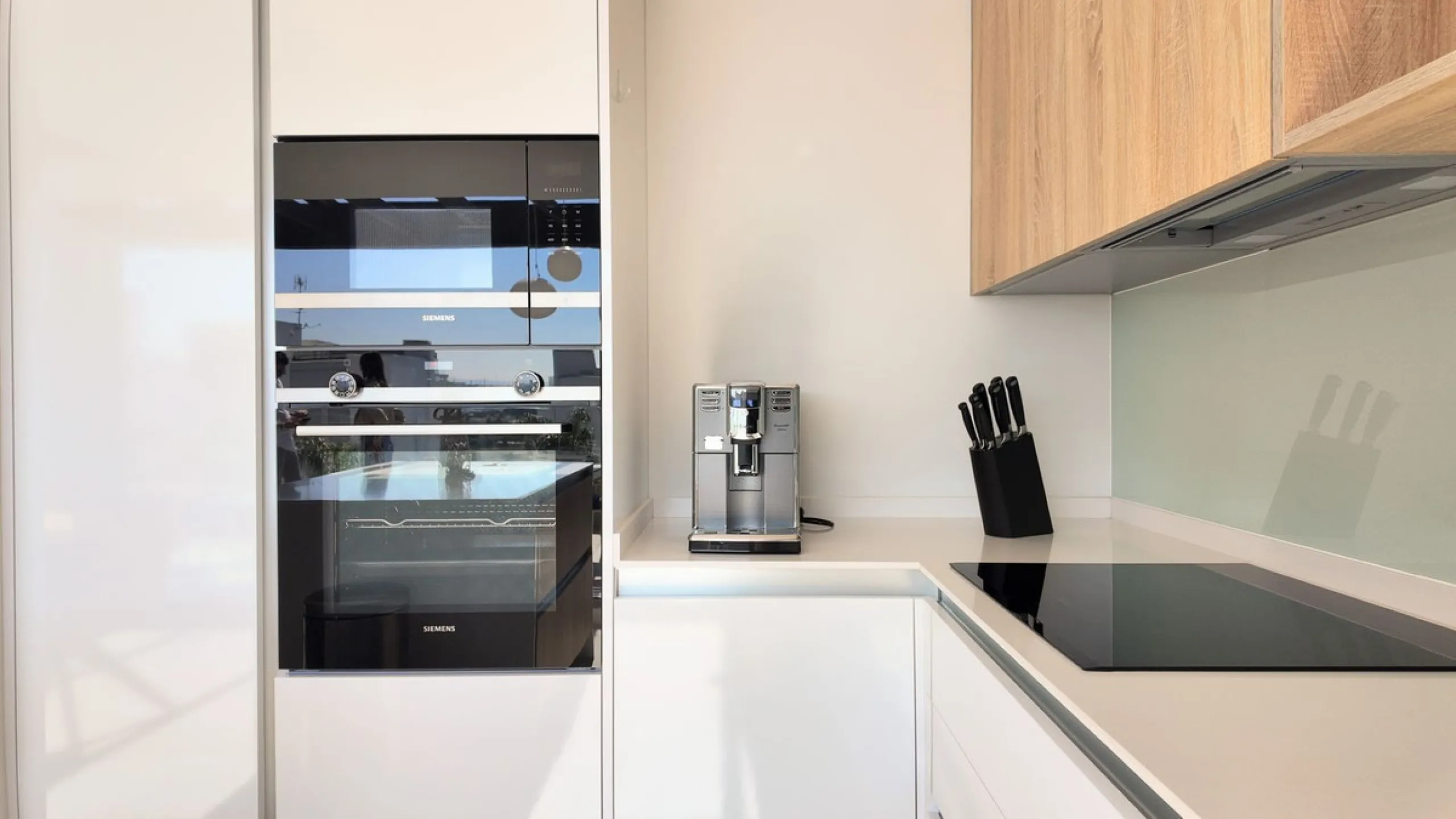 Stylish 2-bedroom apartment in Syzygy The Residences – ready to move in