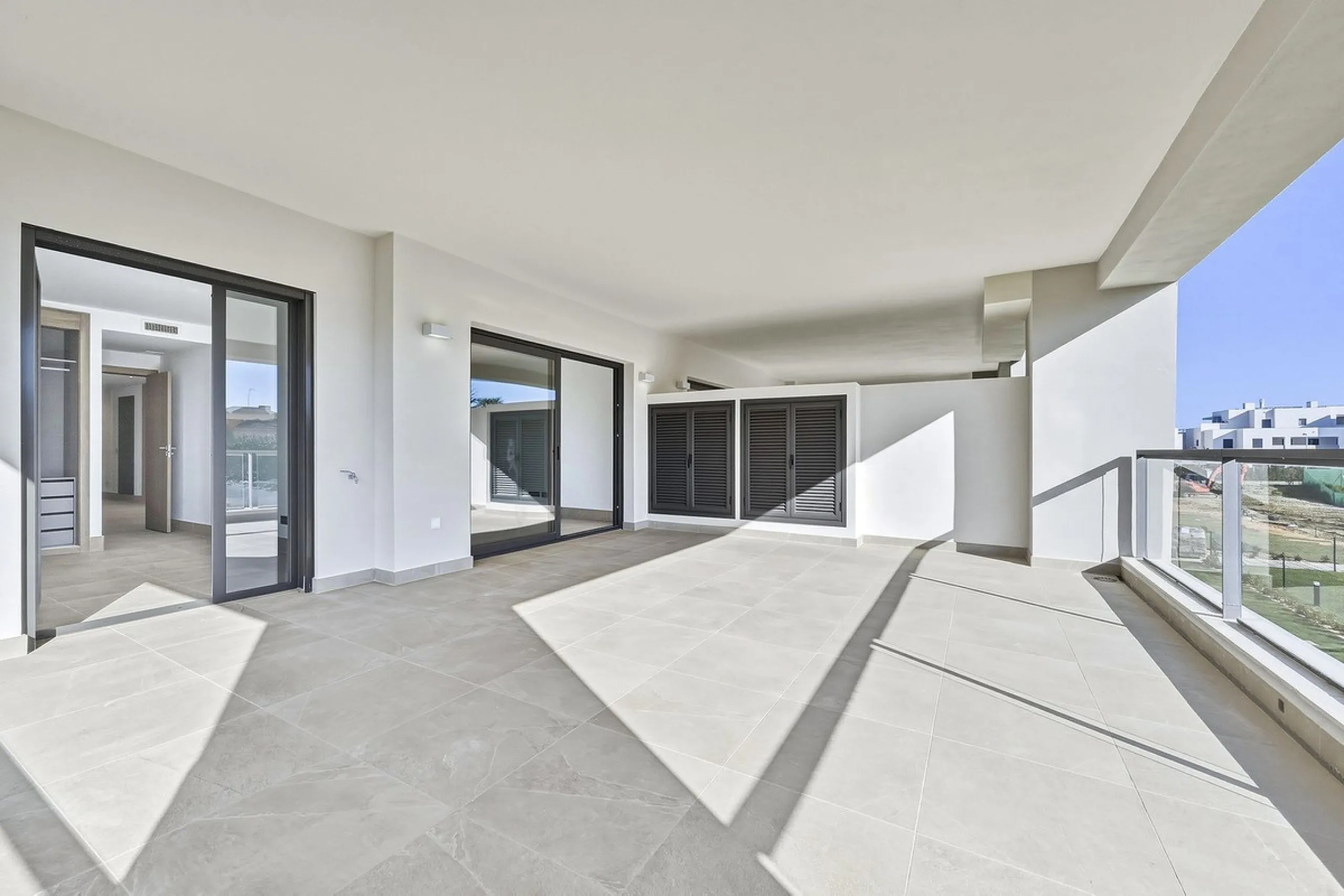 Modern 3-Bedroom Corner Apartment with West Orientation in Casares Beach