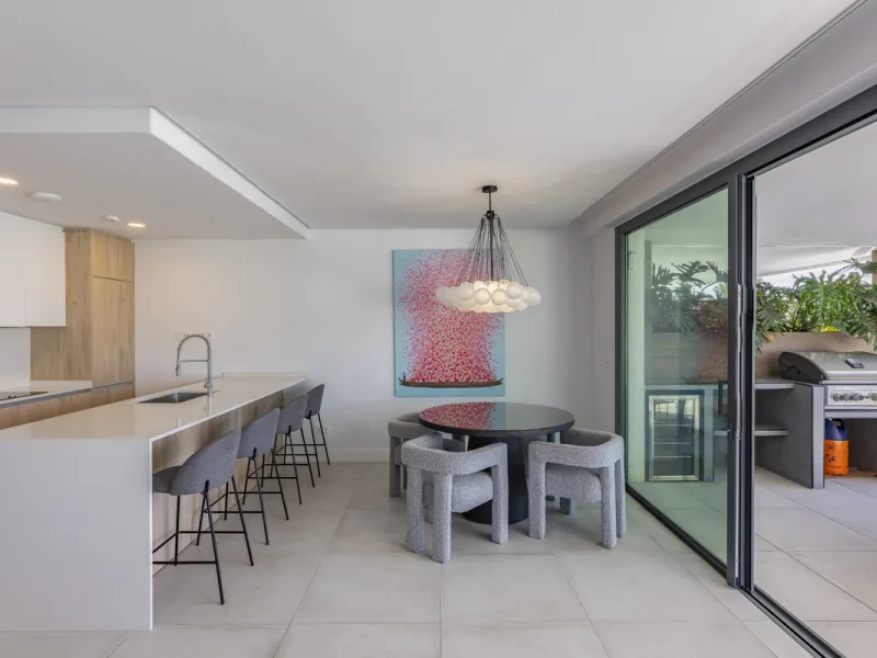Apartment - Duplex в продаже в Marbella, Málaga. В доме 3 спален и 2 ванных комнат. Площадь дома 174 м²