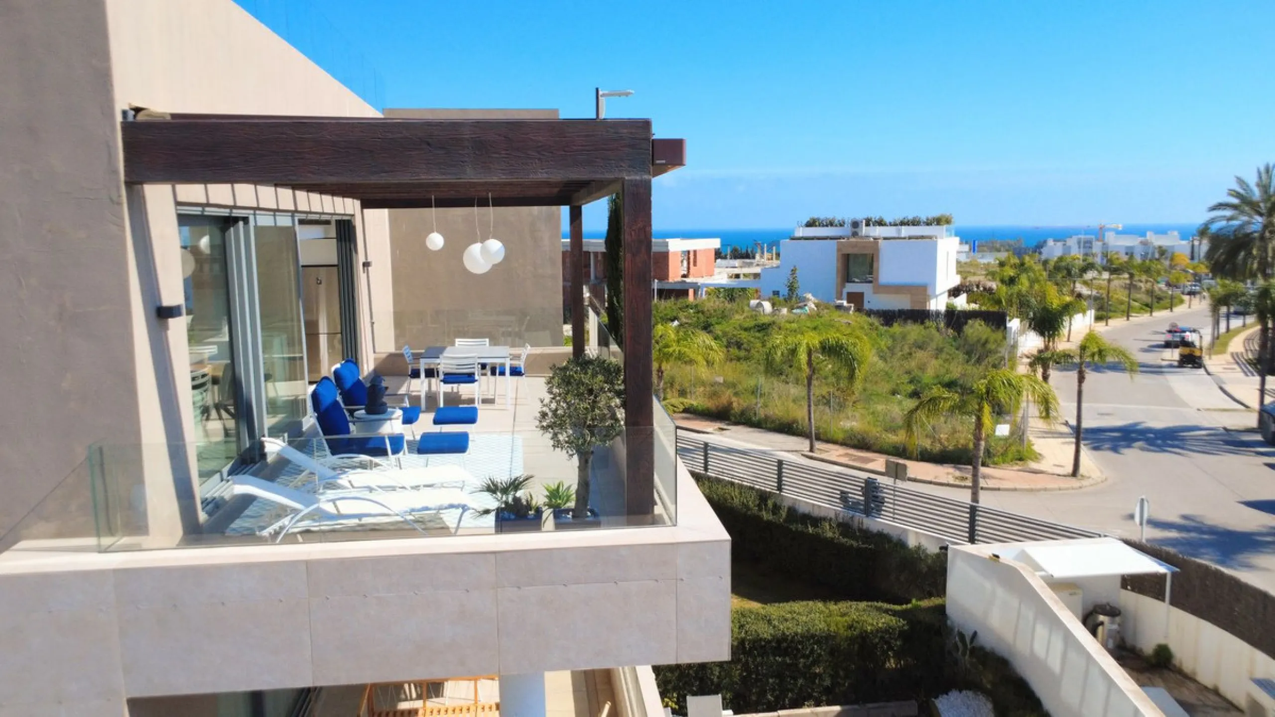 Stylish 2-bedroom apartment in Syzygy The Residences – ready to move in