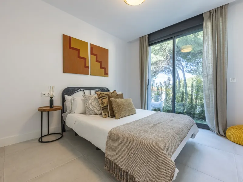Apartment - Duplex в продаже в Marbella, Málaga. В доме 3 спален и 2 ванных комнат. Площадь дома 174 м²