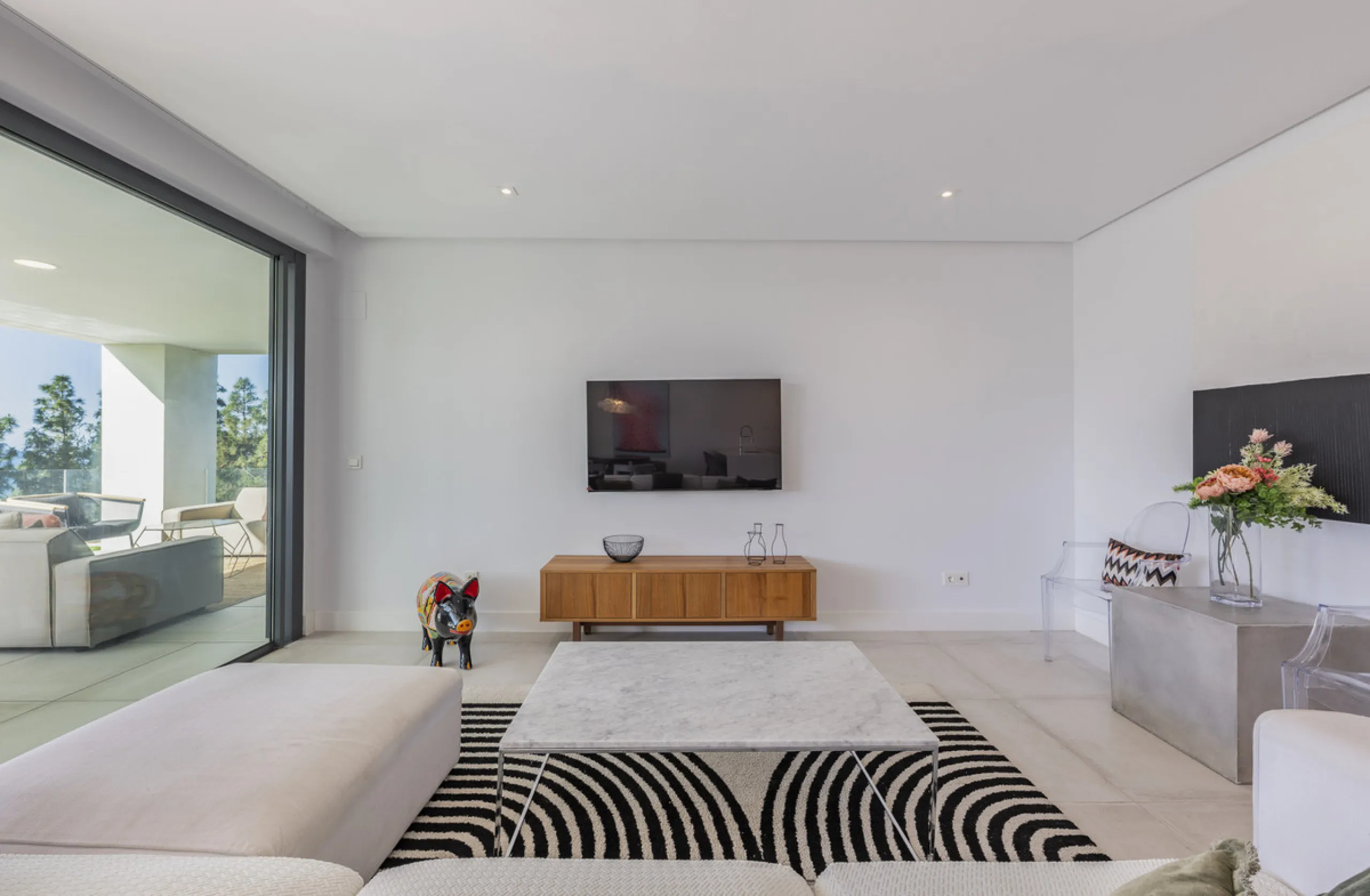 Apartment - Duplex в продаже в Marbella, Málaga. В доме 3 спален и 2 ванных комнат. Площадь дома 174 м²