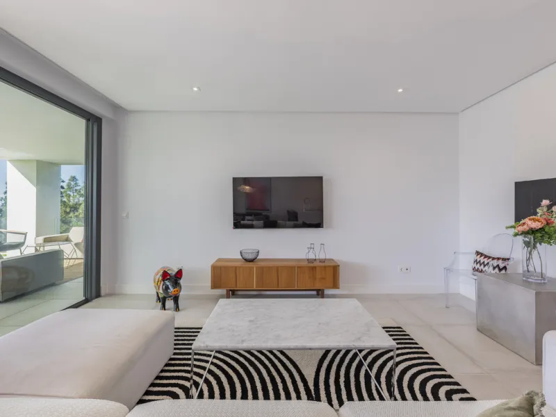 Apartment - Duplex в продаже в Marbella, Málaga. В доме 3 спален и 2 ванных комнат. Площадь дома 174 м²